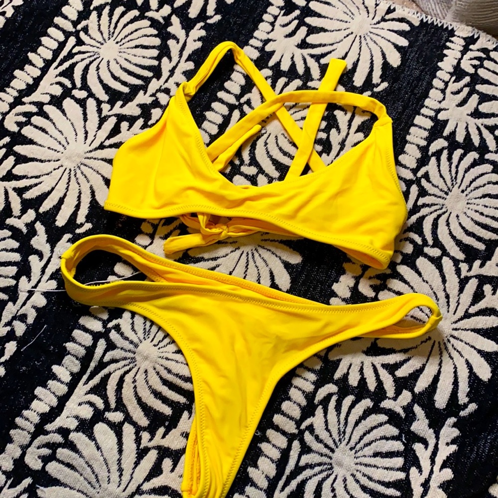 White Fox Thong Bikini